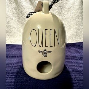 NWT Rae Dunn QUEEN BEE Birdhouse